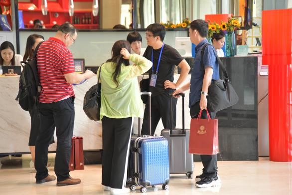 谈球吧备用网址