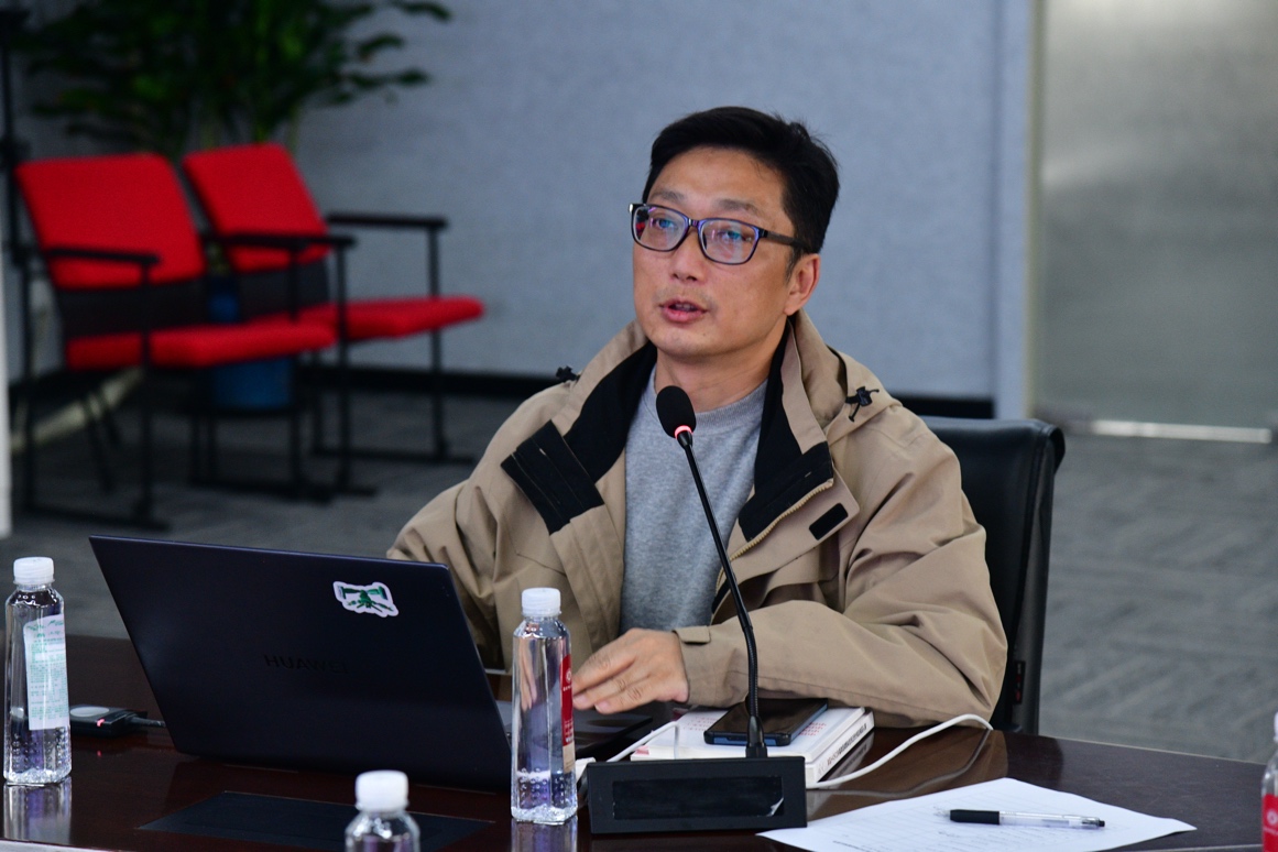 谈球吧官方线路