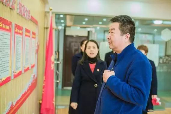 谈球吧稳定线路
