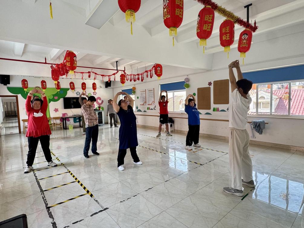 谈球吧平台