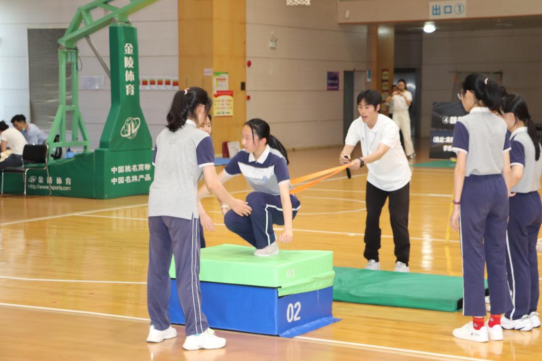 谈球吧备用网址
