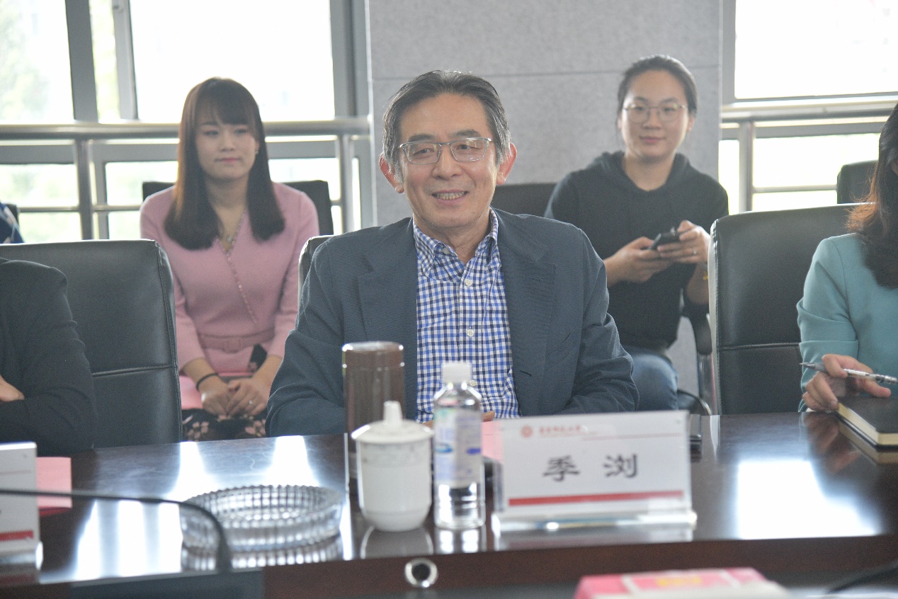 谈球吧APP下载
