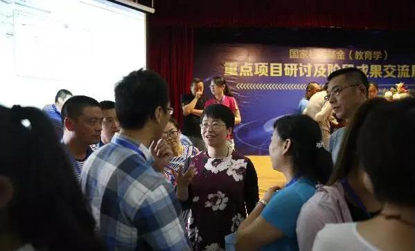 谈球吧备用网址