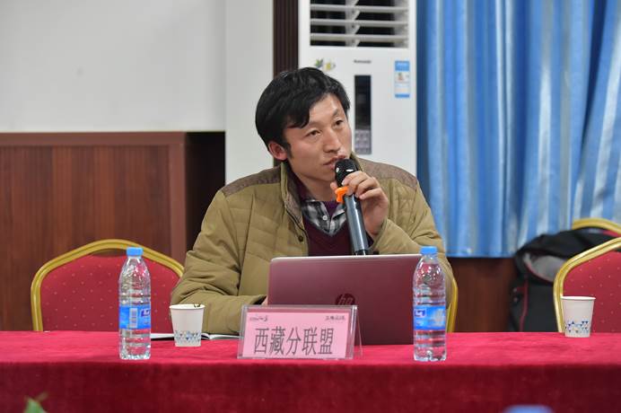 谈球吧超级联赛