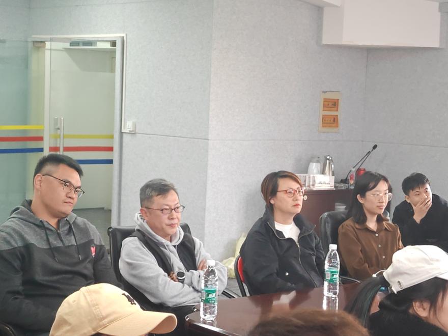 谈球吧官方线路