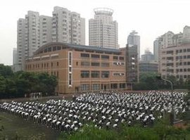 谈球吧指定通道