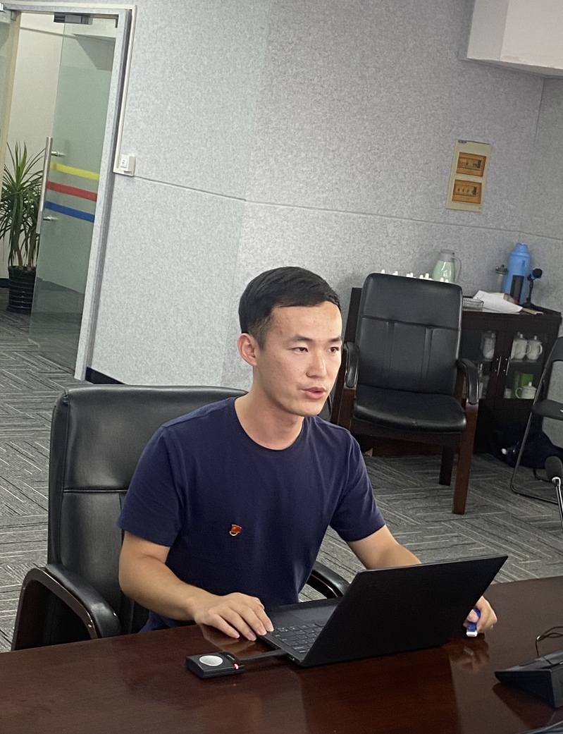 谈球吧备用网址