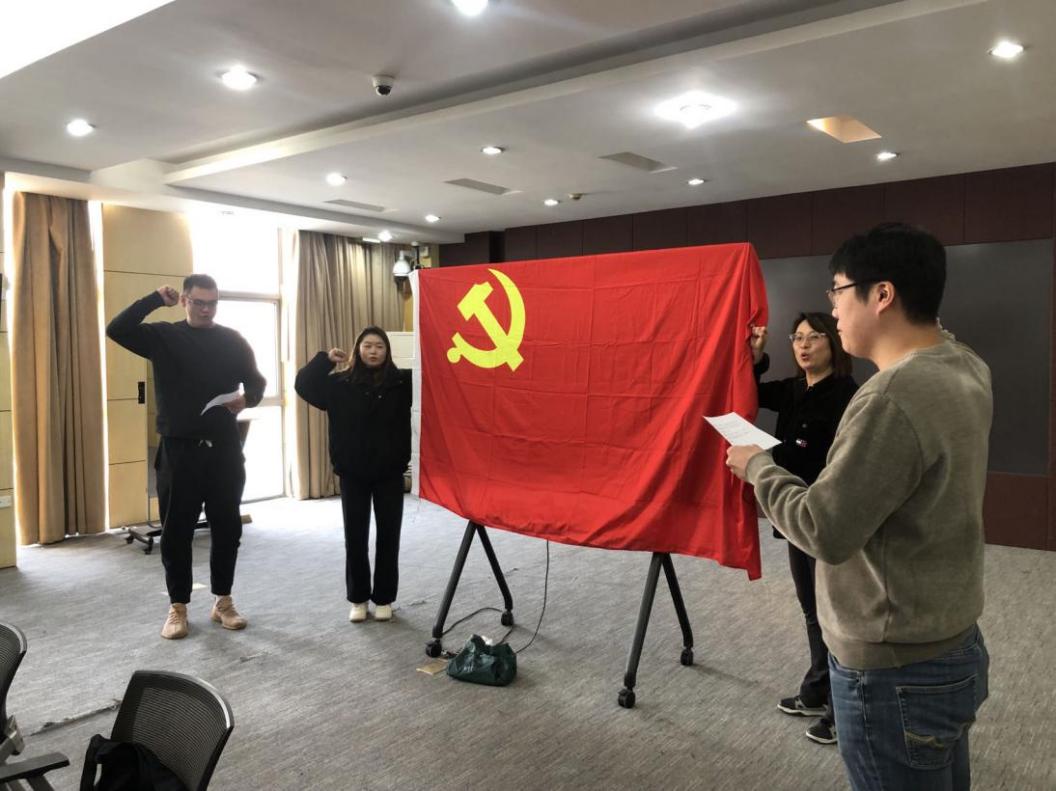 谈球吧稳定线路