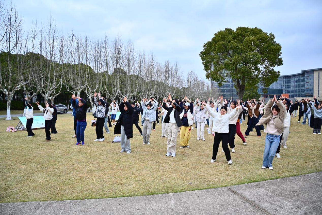 谈球吧核心通道