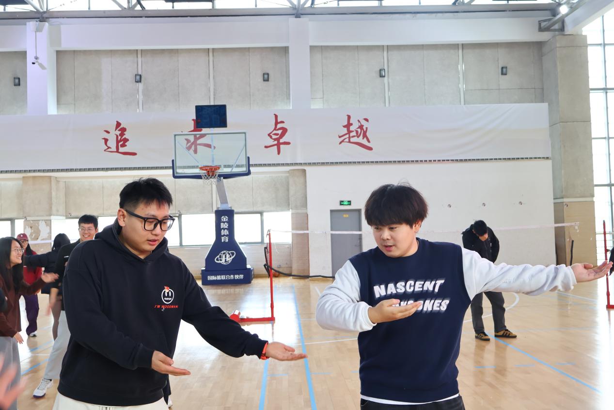 谈球吧APP下载