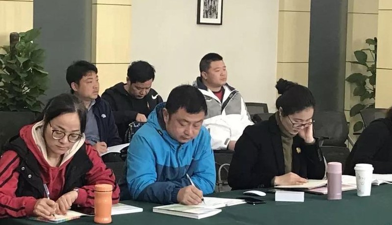 谈球吧超级联赛