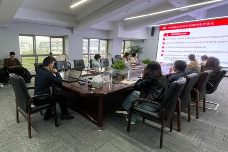 谈球吧官方线路
