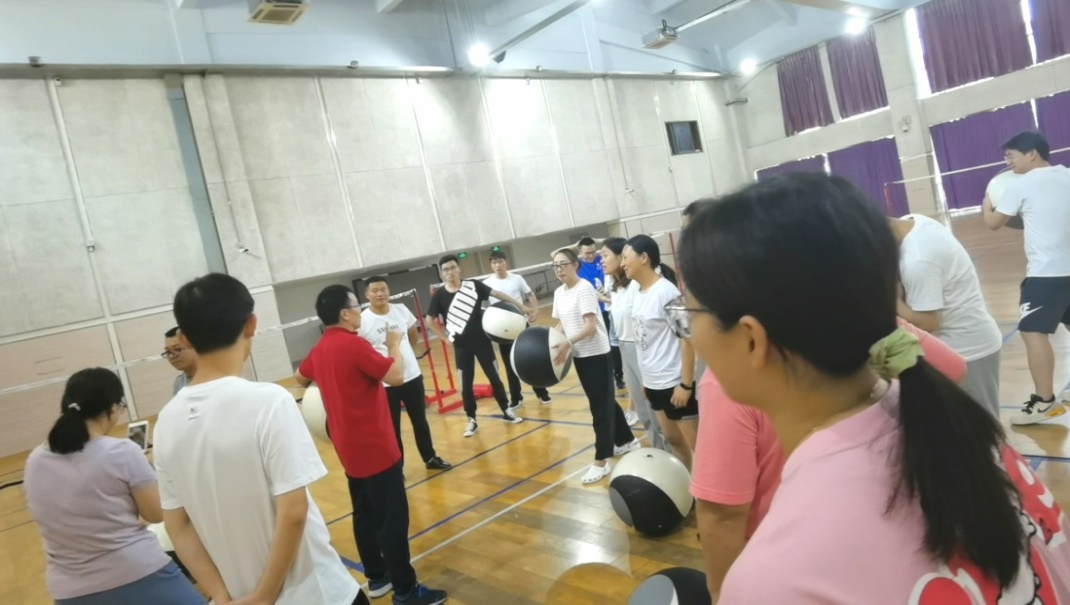 谈球吧APP下载